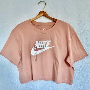 Nike Women's Blush Crop Top